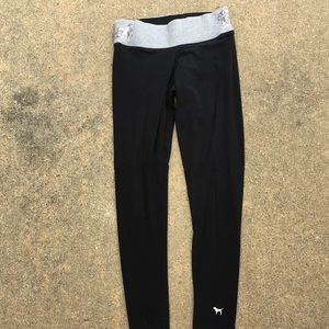 PINK YOGA LEGGINGS - small - Black